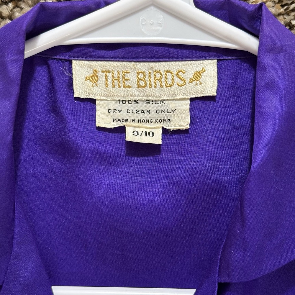 Vintage The Birds 100% Silk Blouse Purple Size 9/10 Made in Hong Kong Sleeveless - Picture 2 of 7